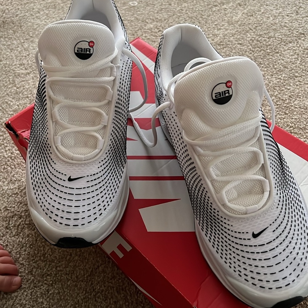 New Nike Air Max DN - Picture 4 of 6